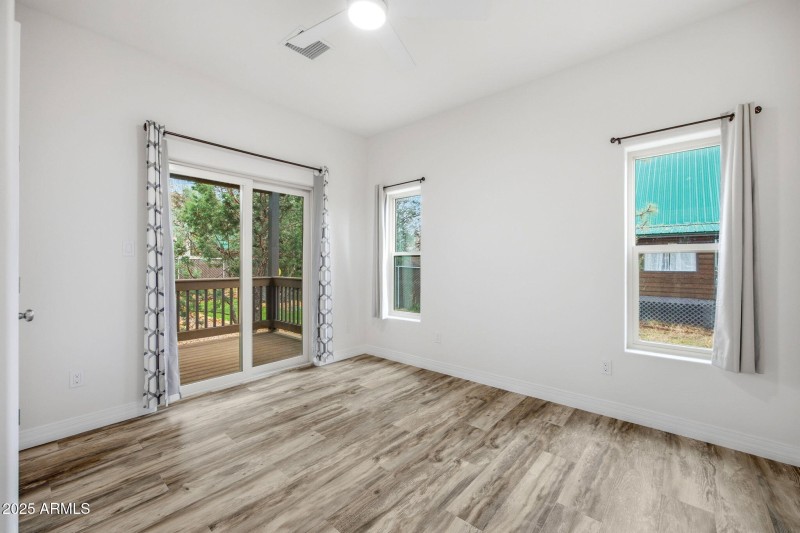 1979ChristmasPineCircle-HeberOvergaard-A