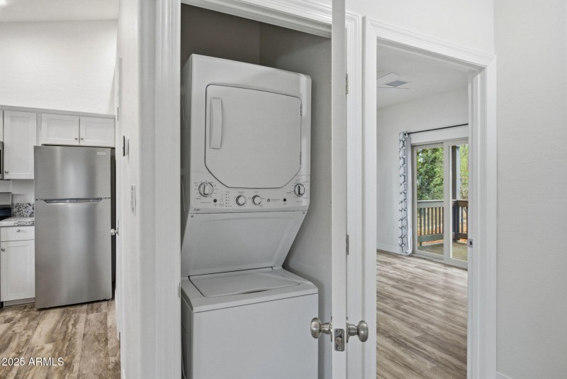 1979ChristmasPineCircle-HeberOvergaard-A