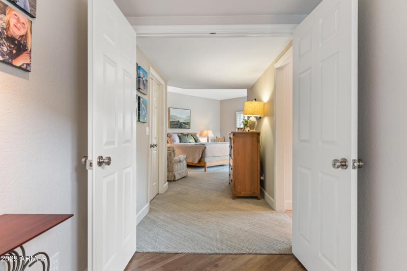 26_8100 e camelback rd-24