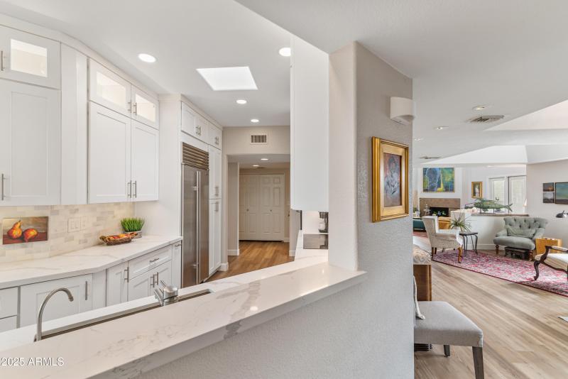 7_8100 e camelback rd-6