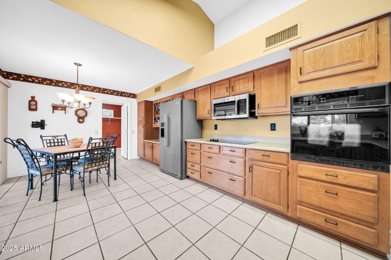 20631 N Stonegate Dr-21