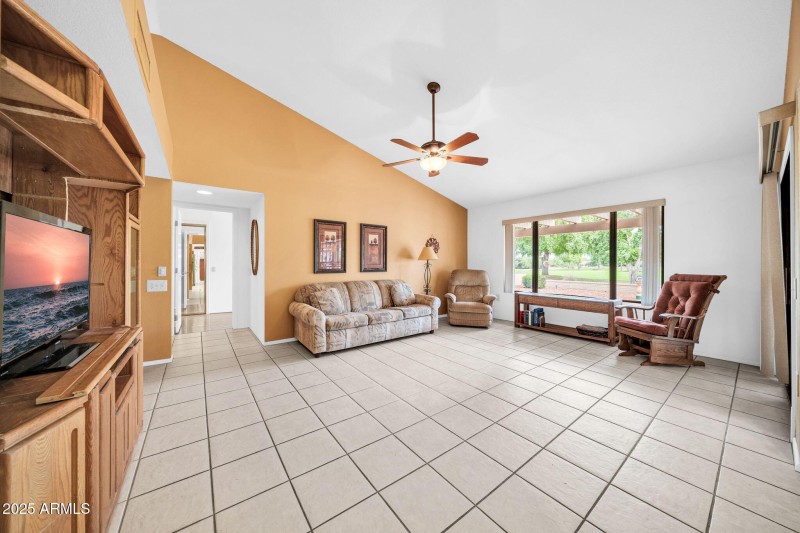 20631 N Stonegate Dr-11