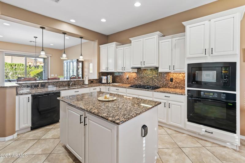 27012 W Marco Polo Rd-38