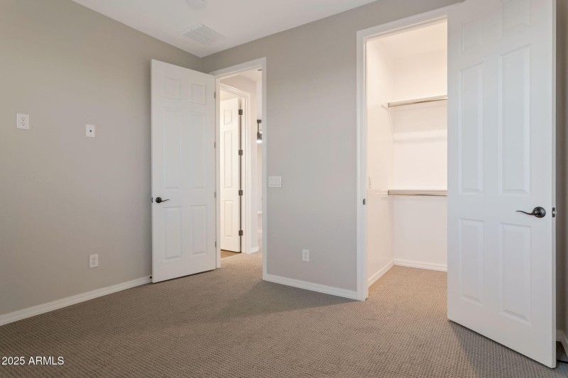 12-web-or-mls-QP-4186