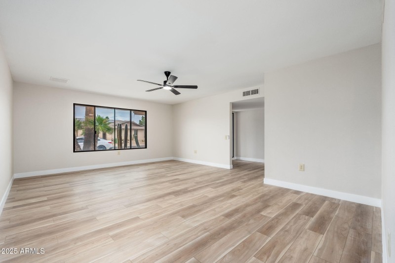 13131 W Castlebar Dr, 11-22 - 03