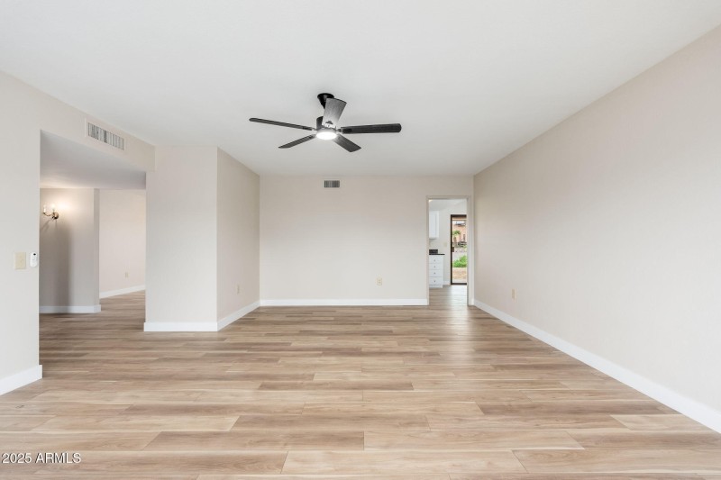 13131 W Castlebar Dr, 11-22 - 02