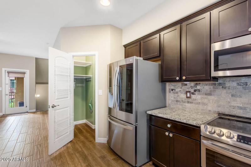 240-W-Juniper-Ave-1096-MLS-6