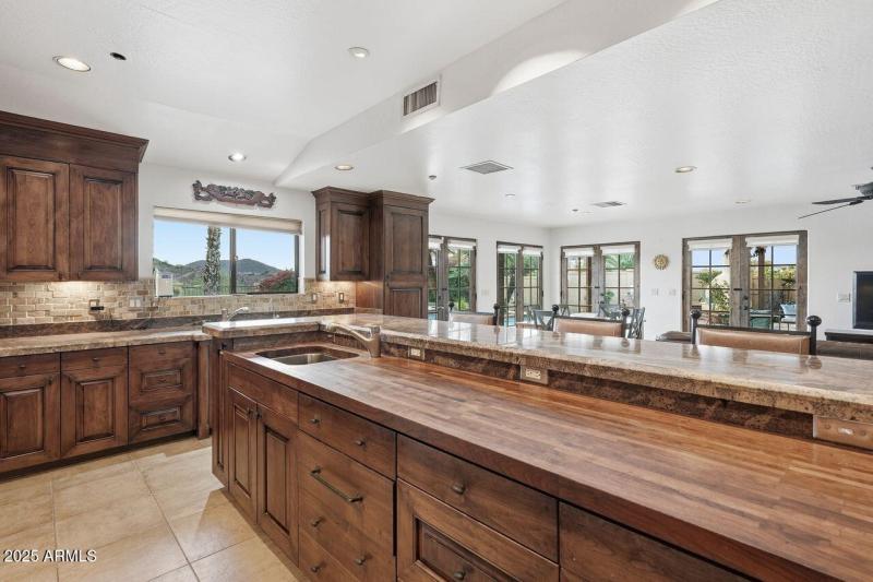 Island with veggie sink