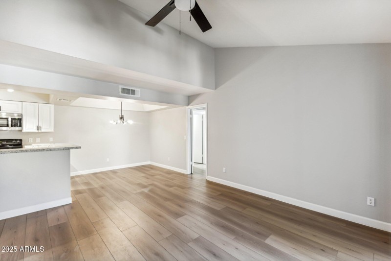 1-web-or-mls-10610-s-48th-st-2016