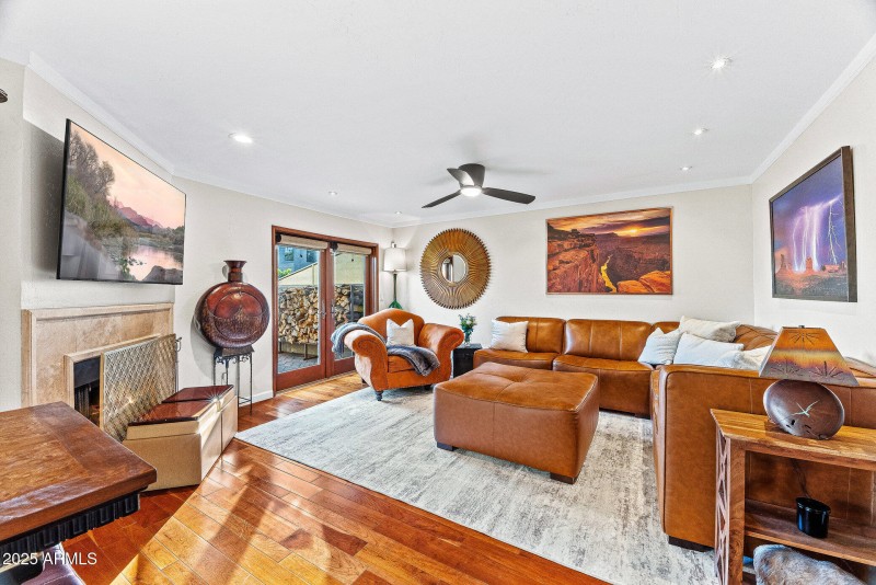 004_6159_e_indian_179