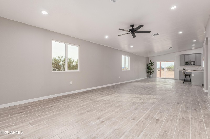 130 S 352nd Dr Tonopah, AZ 85354