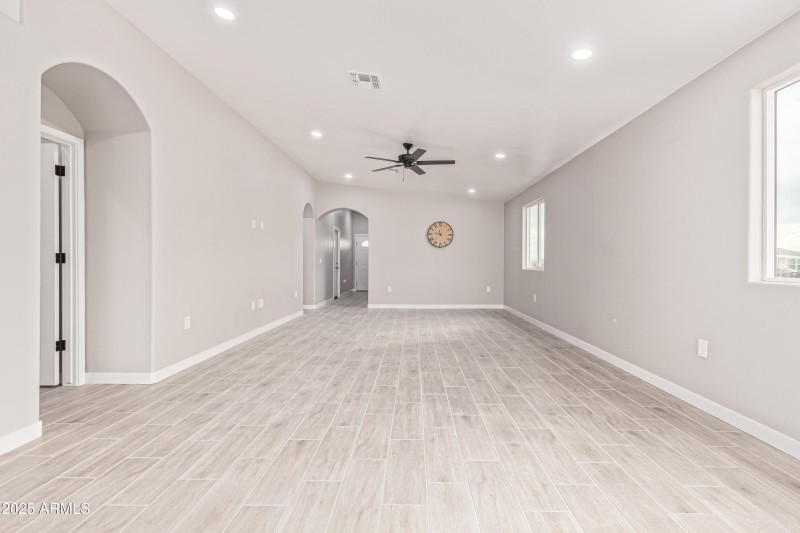 130 S 352nd Dr Tonopah, AZ 85354