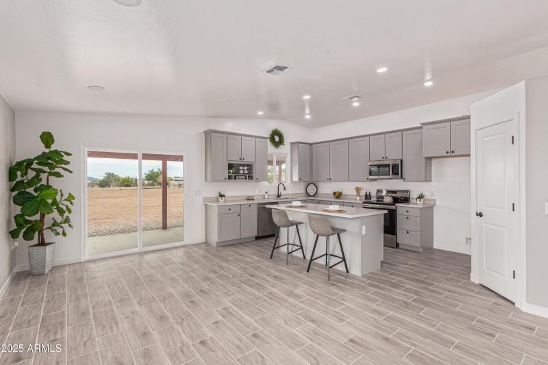 130 S 352nd Dr Tonopah, AZ 85354