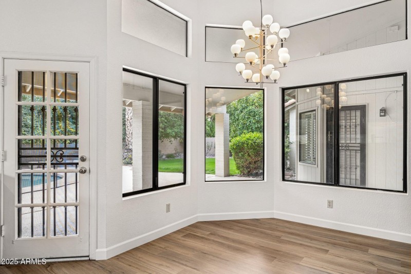 16-web-or-mls-9857-e-windrose-dr