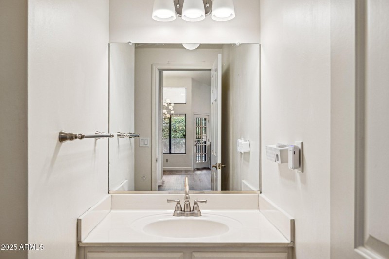 26-web-or-mls-9857-e-windrose-dr