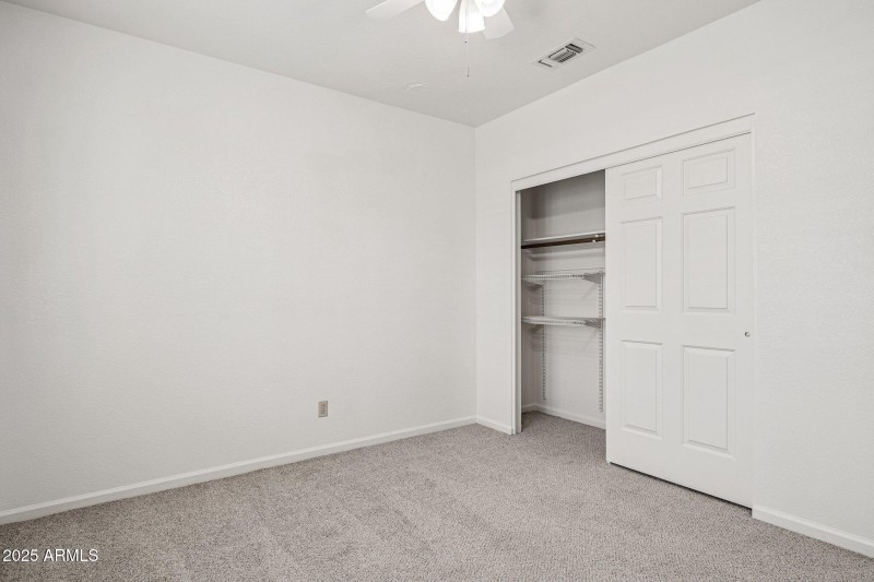 29-web-or-mls-9857-e-windrose-dr