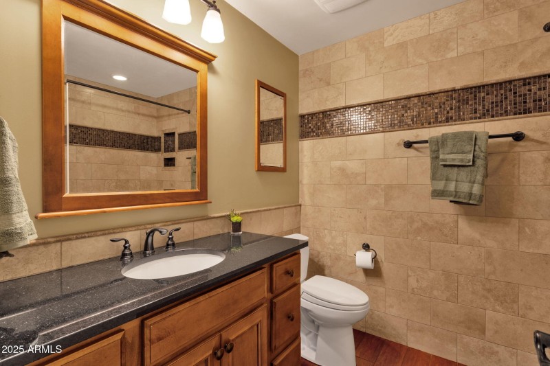 26-web-or-mls-4560-e-sunrise-dr