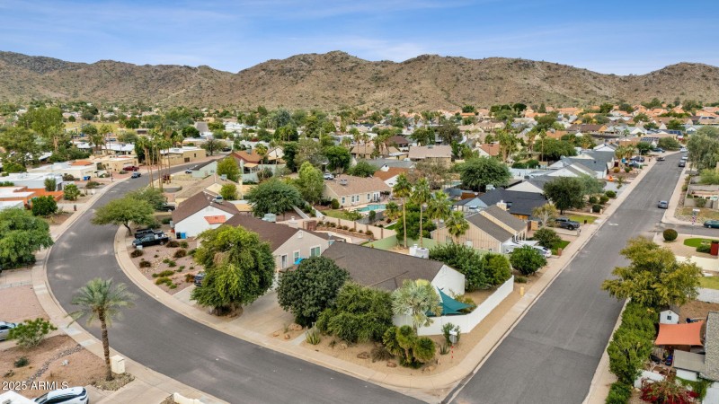 45-web-or-mls-4560-e-sunrise-dr