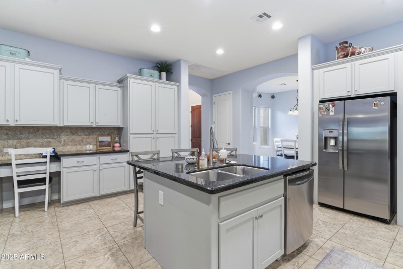 16_99d8dda8-721d-47ae-b0dd-c0f7b2c09cb3