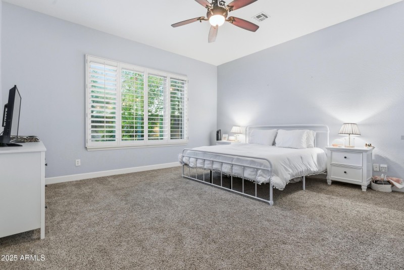 21_853bb2c8-61a7-47c4-a0ca-003534bf8256