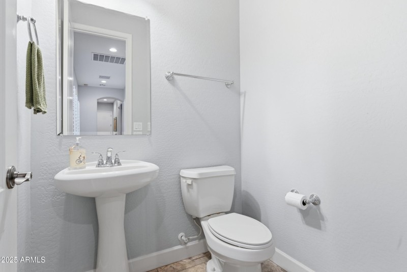 28_ac394887-cd23-4220-954b-b7ba2d7739d9