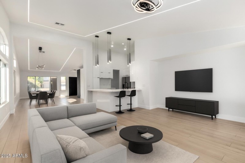 Virtual Stag- Living Room & Family Room