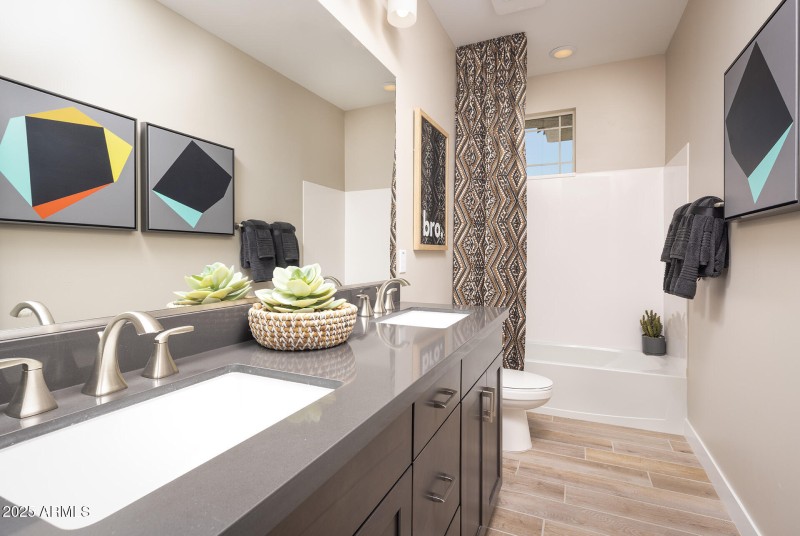 8520 W. Solano Drive