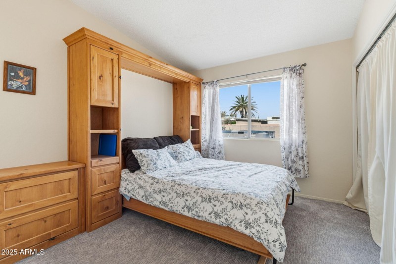 Bedroom 3-Murphy Bed