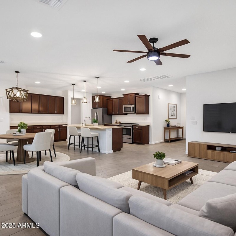 Living/Kitchen-virtually staged