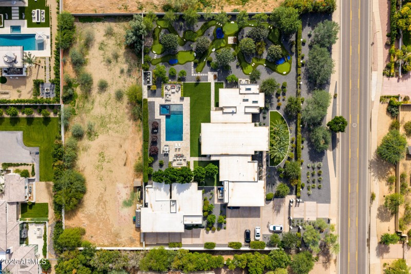 MLS - 7235 N Mockingbird Lane - Paradise