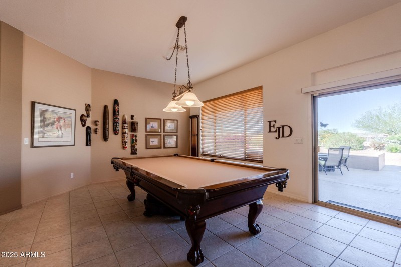 Pool Table & all furnishings convey