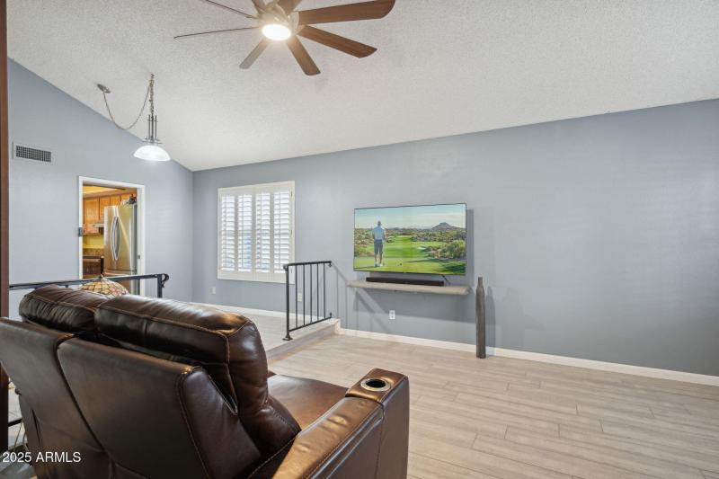 4-web-or-mls-12214-s-shoshoni-dr