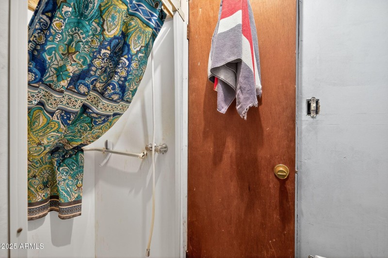 21_198_Randall_Ave_Winkelman_AZ_85192_US