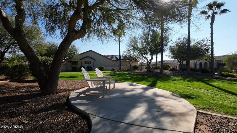 Sitting area at pocket park