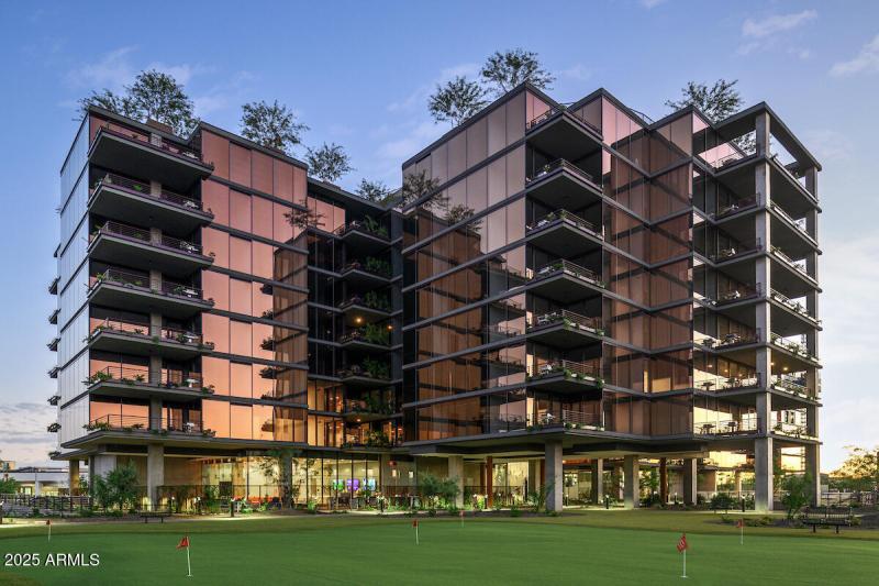 3 Ground level putting:park area