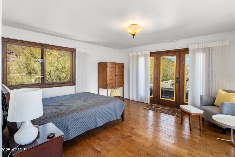 26-web-or-mls-D46A10293 copy