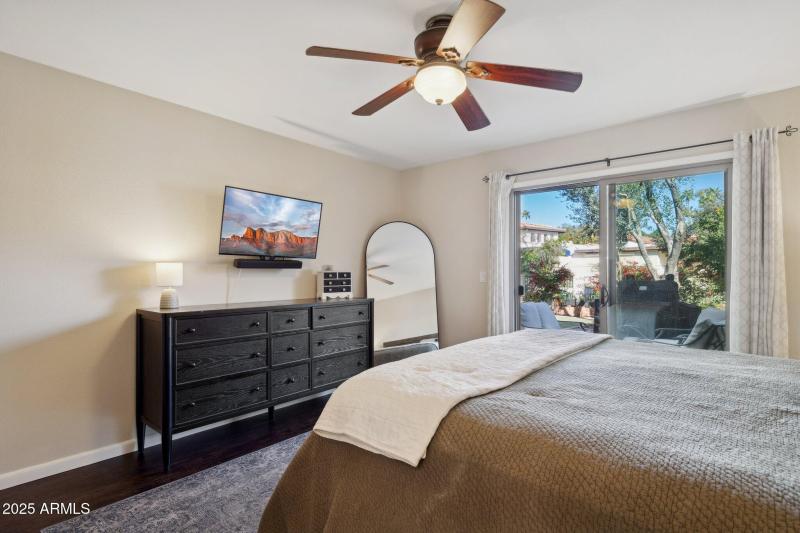 17-web-or-mls-4706-e-winston-dr