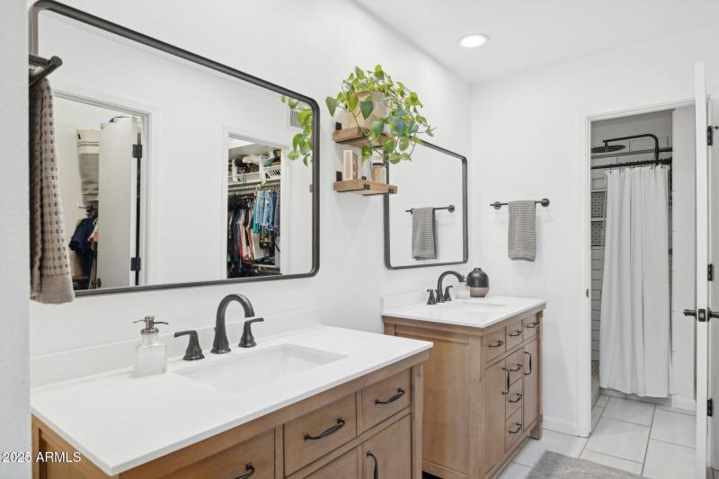 19-web-or-mls-4706-e-winston-dr