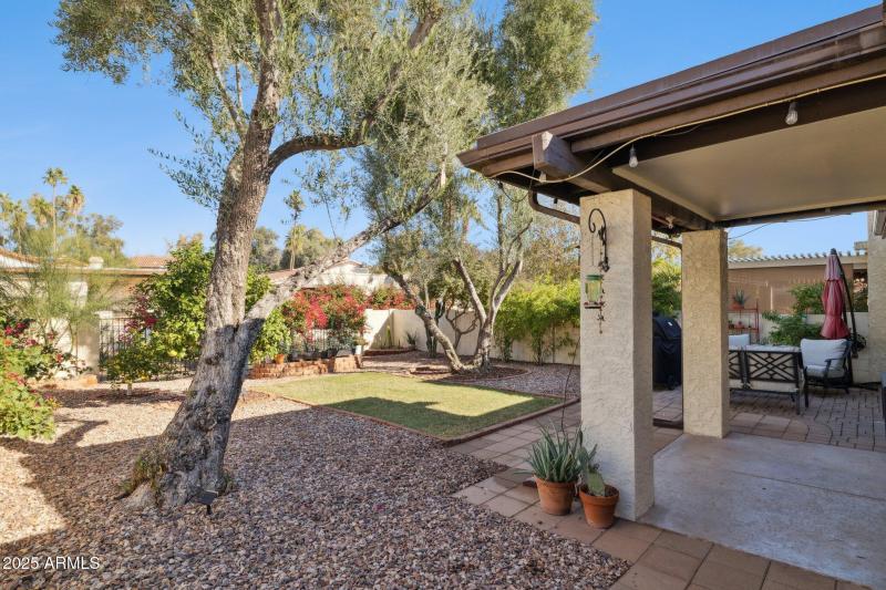 34-web-or-mls-4706-e-winston-dr