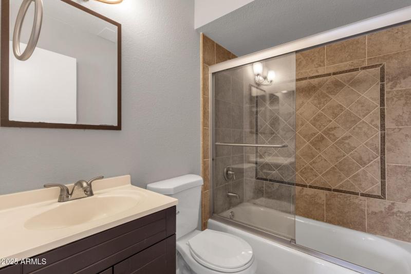 021_Primary Ensuite Bathroom