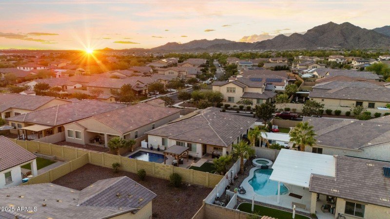 58-web-or-mls-2259-n-springfield-st