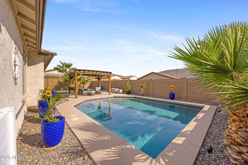 38-web-or-mls-2259-n-springfield-st