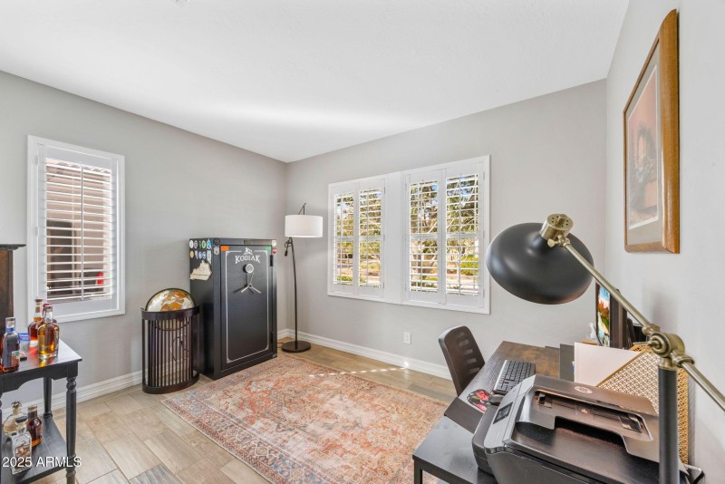 30-web-or-mls-2259-n-springfield-st