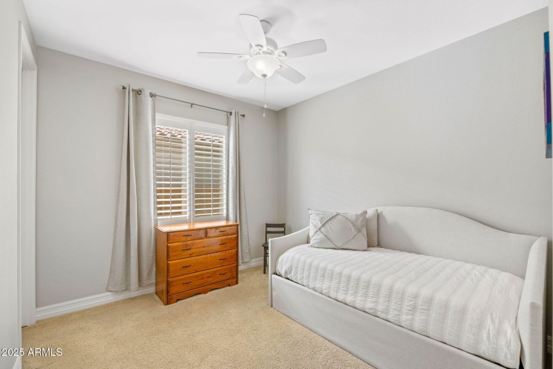 27-web-or-mls-2259-n-springfield-st