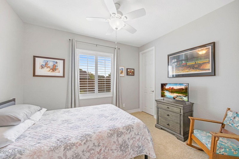 25-web-or-mls-2259-n-springfield-st