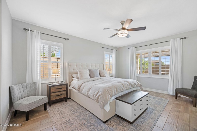 20-web-or-mls-2259-n-springfield-st