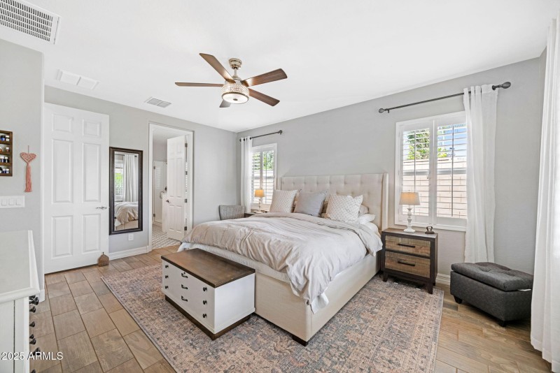 18-web-or-mls-2259-n-springfield-st