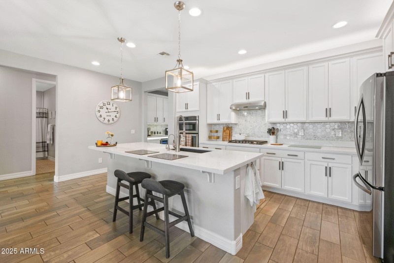 16-web-or-mls-2259-n-springfield-st