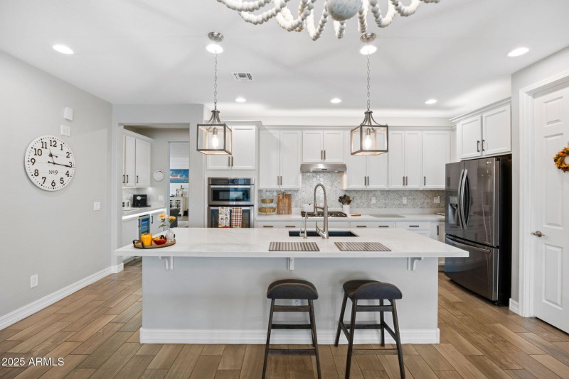 13-web-or-mls-2259-n-springfield-st