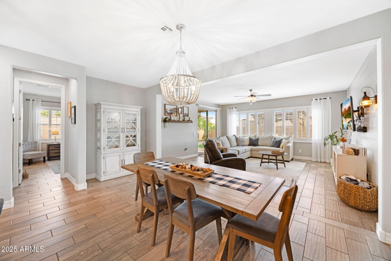 10-web-or-mls-2259-n-springfield-st